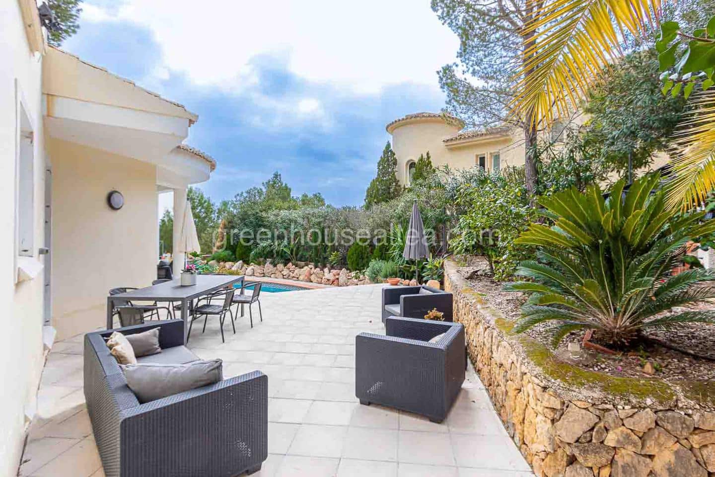 4 bedroom Villa for sale in Callosa d'En Sarria with pool garage - € 530,000 (Ref: 7426217)