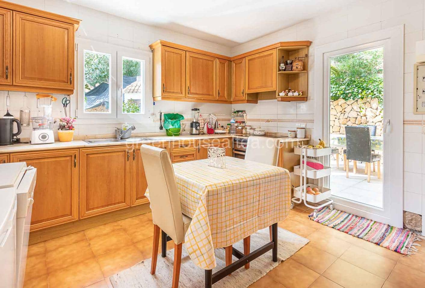 4 bedroom Villa for sale in Callosa d'En Sarria with pool garage - € 530,000 (Ref: 7426217)