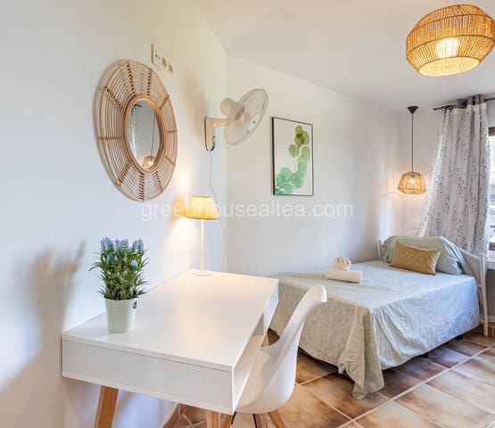 2 slaapkamer Flat te huur in Altea met zwembad - € 1.200 (Ref: 7996982)