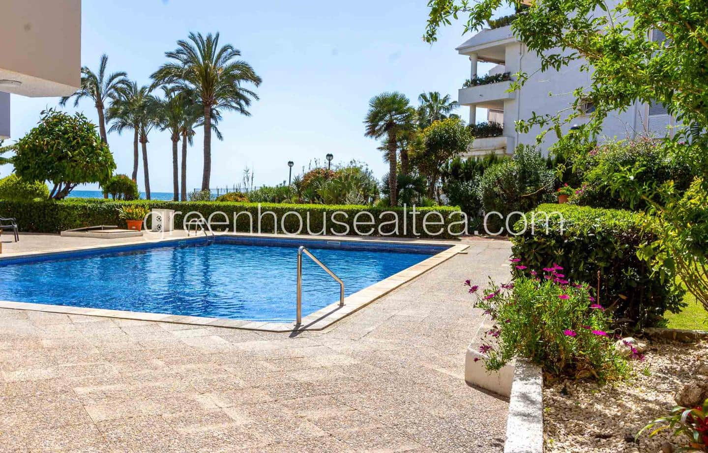 Appartement de 2 chambres à louer à Altea avec piscine - 1 200 € (Ref: 7996982)