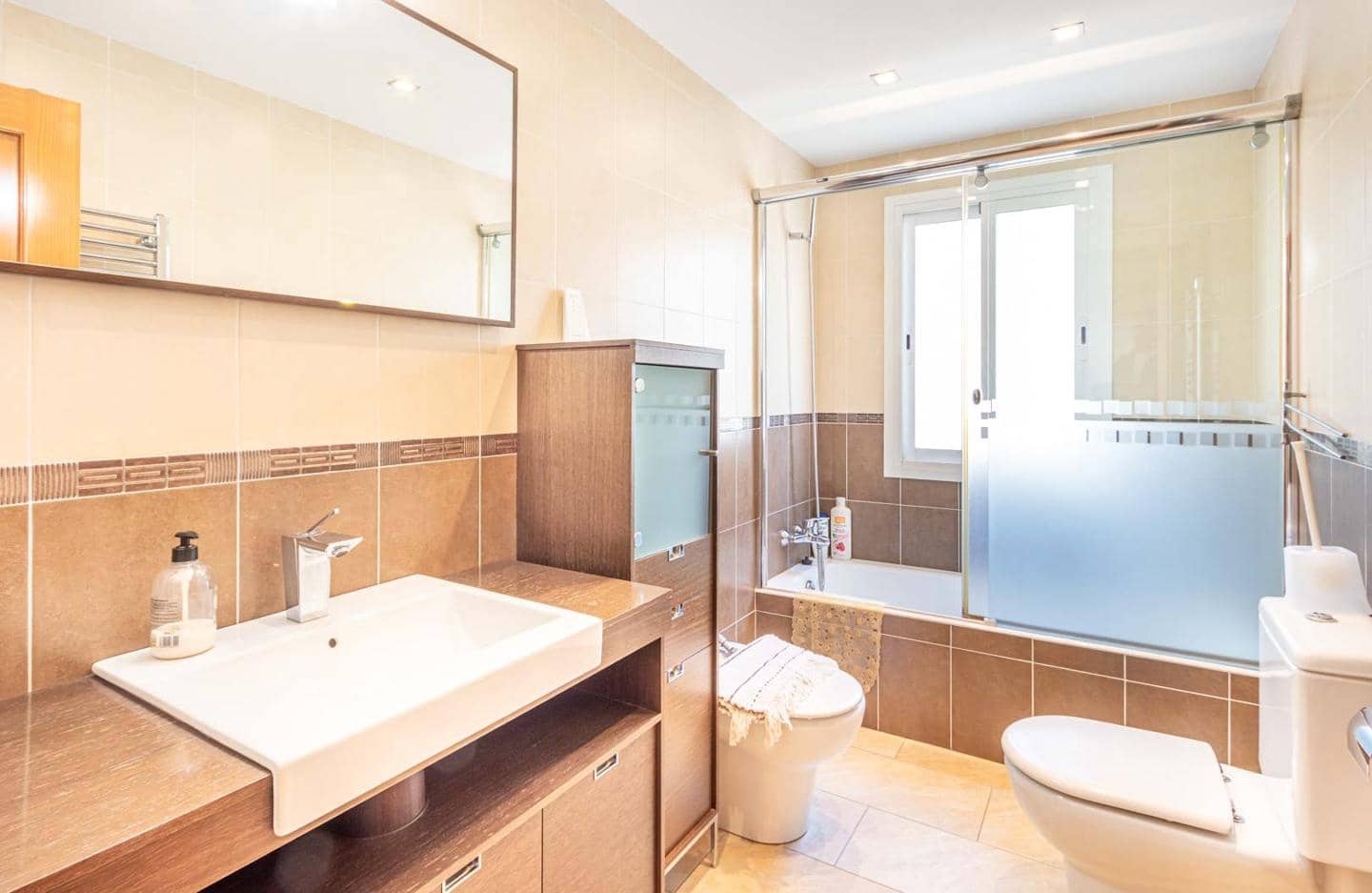 3 bedroom Flat for rent in Altea with garage - € 1,200 (Ref: 8249530)