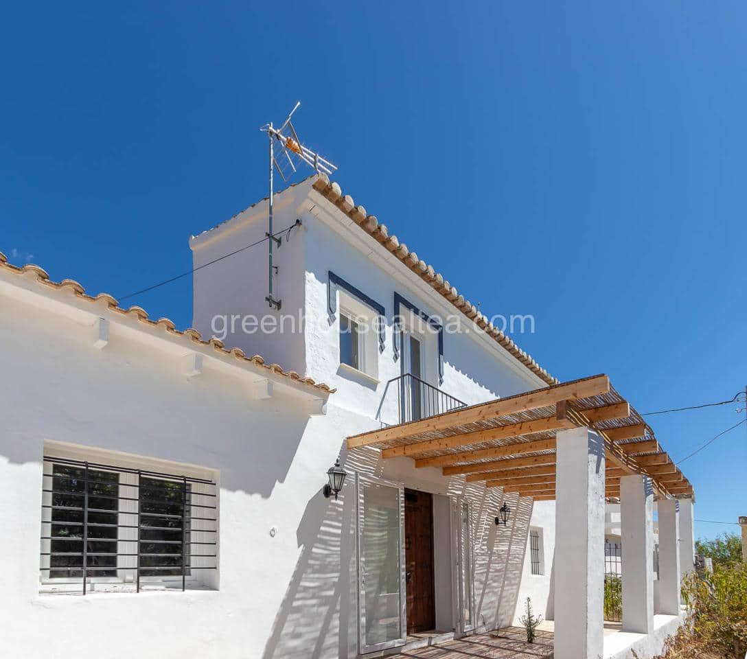 4 makuuhuone Maalaistalo myytävänä paikassa Altea - 450 000 € (Ref: 8678762)