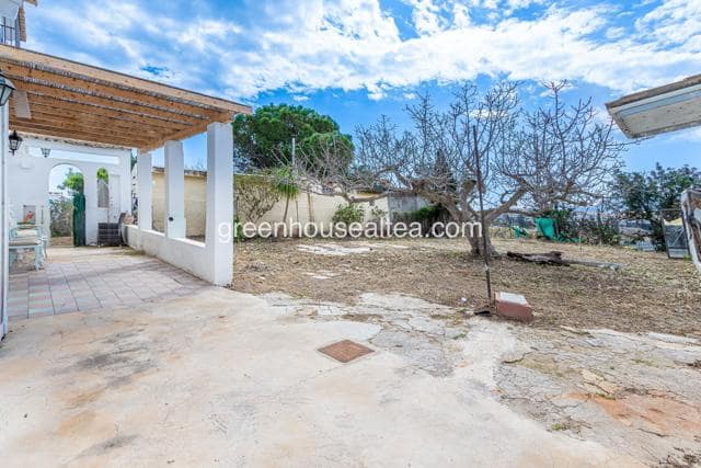 Finca/Casa Rural de 4 habitaciones en Altea en venta - 450.000 € (Ref: 8678762)