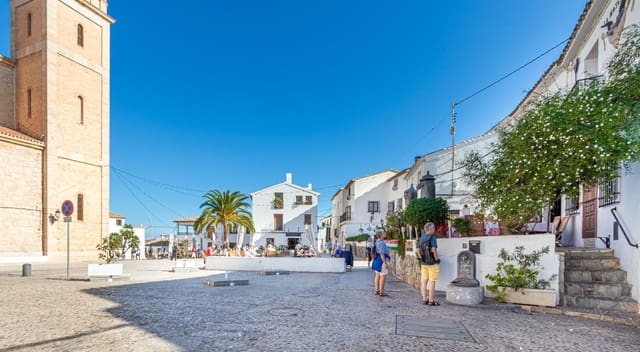 3 slaapkamer Bedrijf te huur in Altea - € 1.200 (Ref: 8826650)