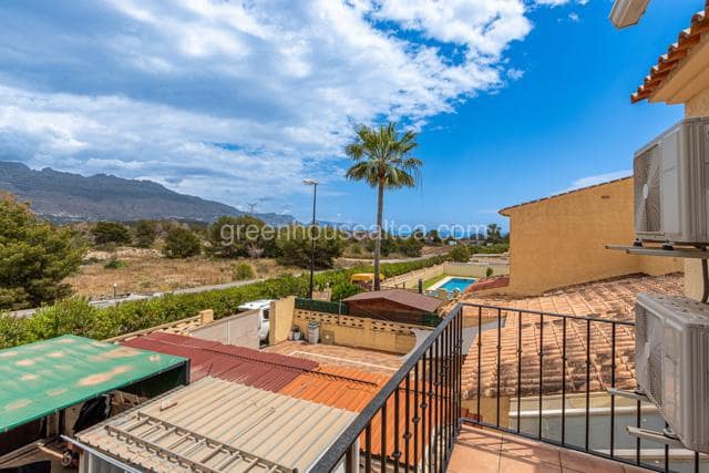 2 makuuhuone Bungalow myytävänä paikassa La Nucia mukana uima-altaan - 249 900 € (Ref: 8993186)