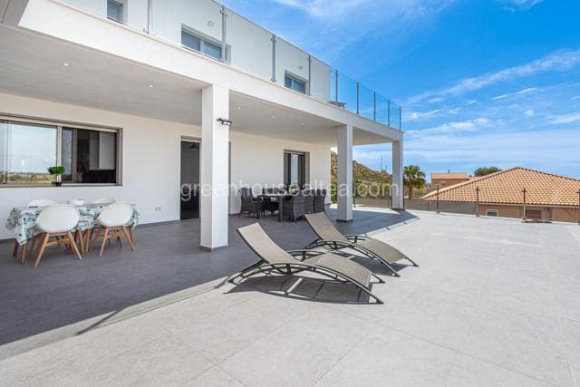 5 sypialnia Willa na sprzedaż w Monnegre z basenem garażem - 985 000 € (Ref: 8993382)