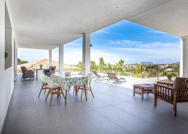 5 sypialnia Willa na sprzedaż w Monnegre z basenem garażem - 985 000 € (Ref: 8993382)