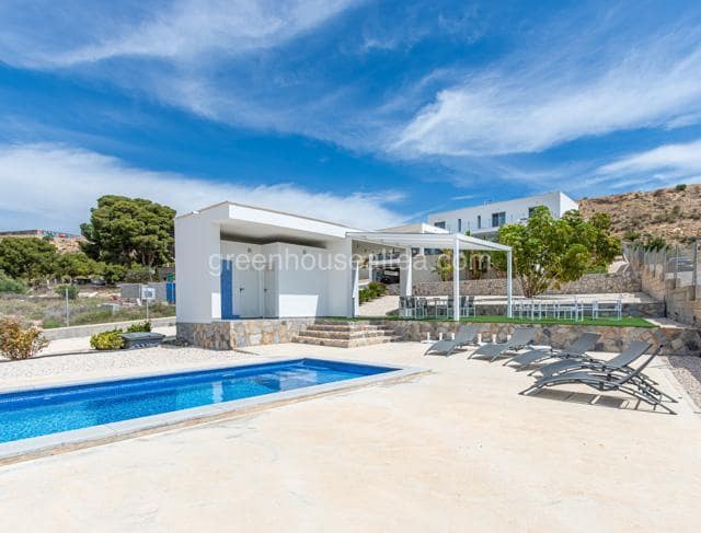 5 sypialnia Willa na sprzedaż w Monnegre z basenem garażem - 985 000 € (Ref: 8993382)