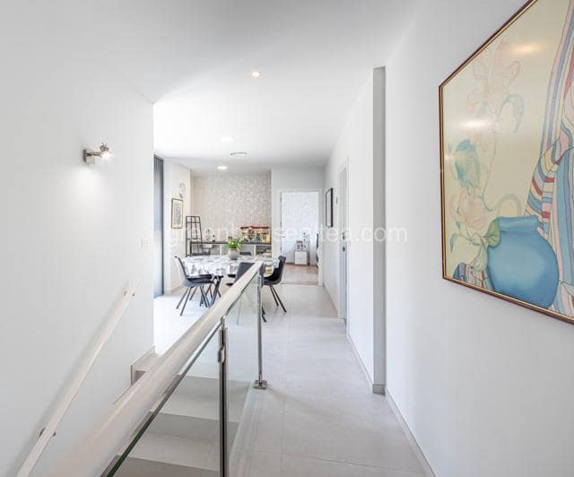 5 sypialnia Willa na sprzedaż w Monnegre z basenem garażem - 985 000 € (Ref: 8993382)