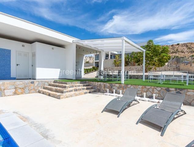 5 sypialnia Willa na sprzedaż w Monnegre, Miasto Alicante / Alacant z basenem garażem - 985 000 € (Ref: 8993382)