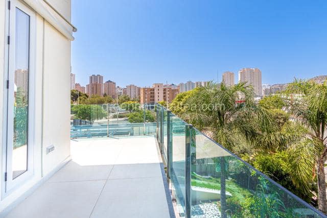 2 soveværelse Lejlighed til salg i Finestrat med swimmingpool garage - € 280.000 (Ref: 9084425)