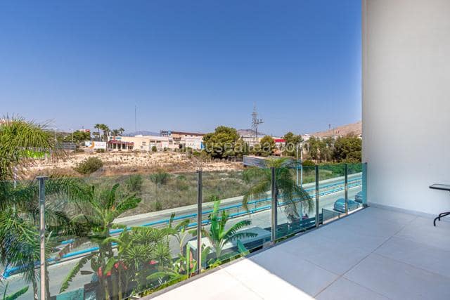 2 soveværelse Lejlighed til salg i Finestrat med swimmingpool garage - € 280.000 (Ref: 9084425)