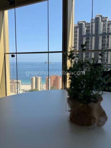 2 soverom Leilighet til salgs i Playa Poniente, Benidorm med svømmebasseng garasje - € 499 000 (Ref: 9160496)