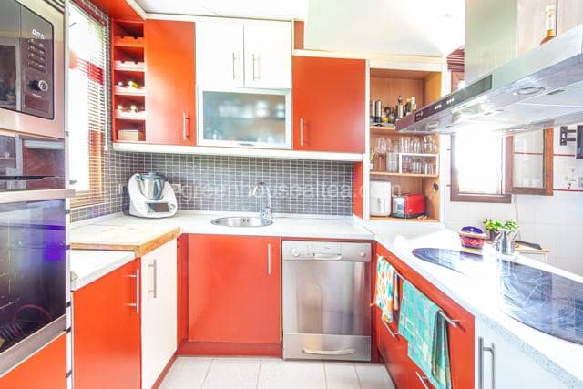 6 soveværelse Villa til salg i La Nucia med swimmingpool garage - € 860.000 (Ref: 9168290)