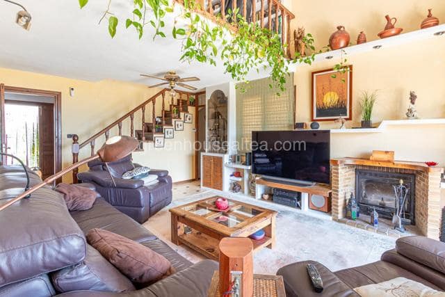 6 soveværelse Villa til salg i La Nucia med swimmingpool garage - € 860.000 (Ref: 9168290)