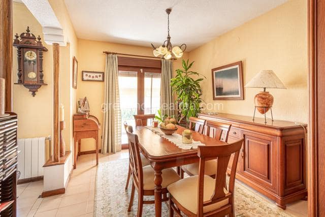 6 soveværelse Villa til salg i La Nucia med swimmingpool garage - € 860.000 (Ref: 9168290)