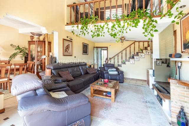 6 soveværelse Villa til salg i La Nucia med swimmingpool garage - € 860.000 (Ref: 9168290)