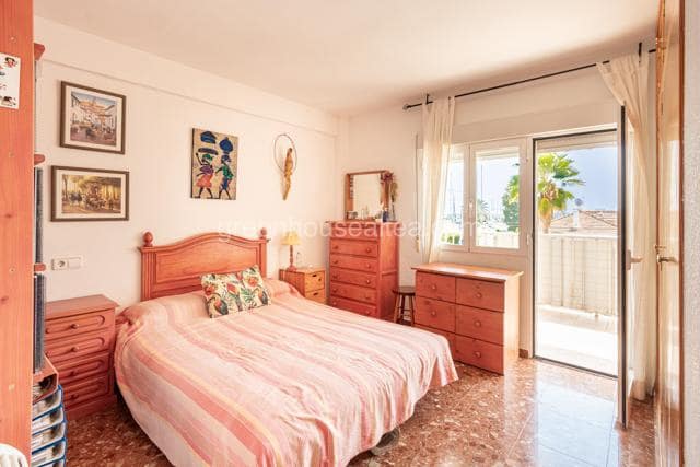 3 bedroom Flat for sale in Altea with garage - € 345,000 (Ref: 9186057)