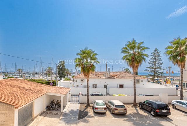 3 bedroom Flat for sale in Altea with garage - € 345,000 (Ref: 9186057)