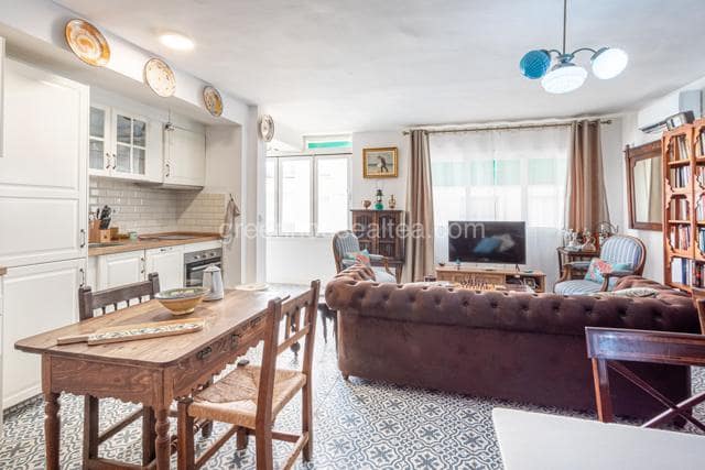 1 bedroom Flat for rent in Altea with garage - € 1,000 (Ref: 9194297)