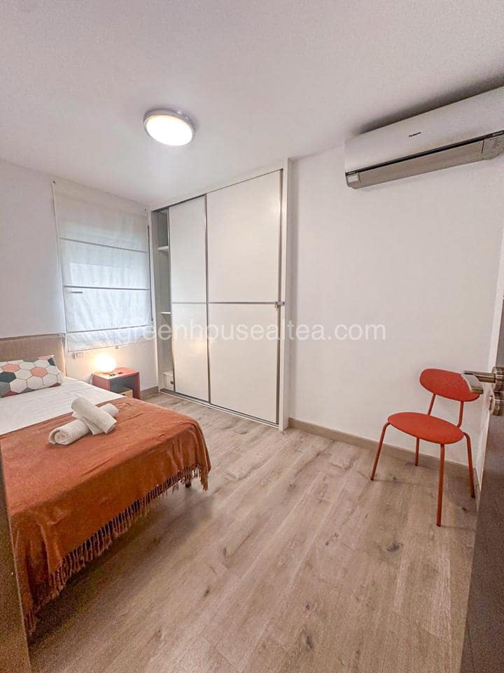 4 bedroom Flat for rent in Altea - € 1,400 (Ref: 9311898)