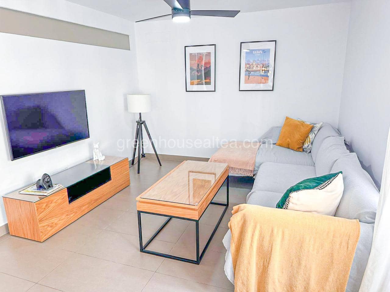 4 bedroom Flat for rent in Altea - € 1,400 (Ref: 9311898)