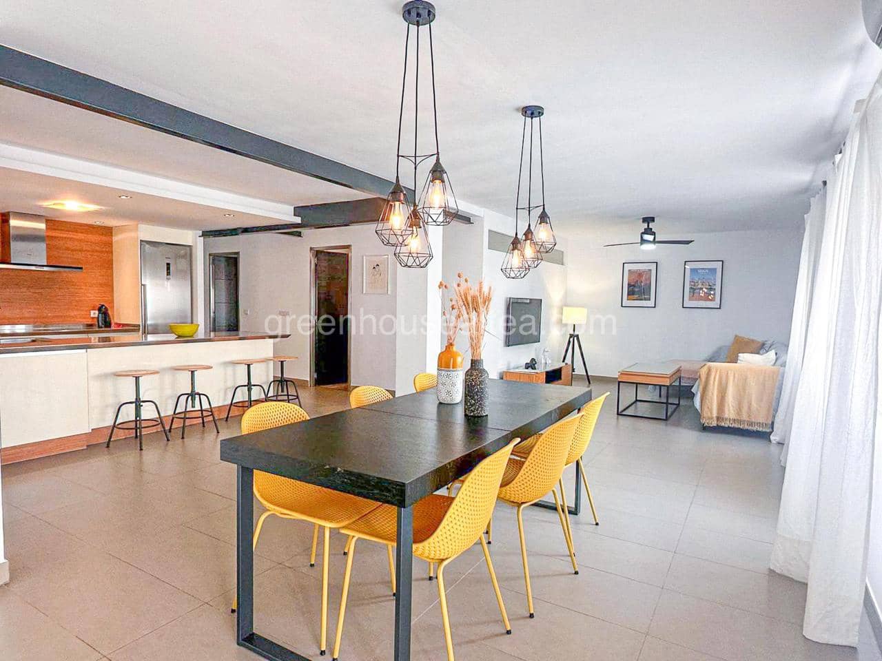 4 bedroom Flat for rent in Altea - € 1,400 (Ref: 9311898)