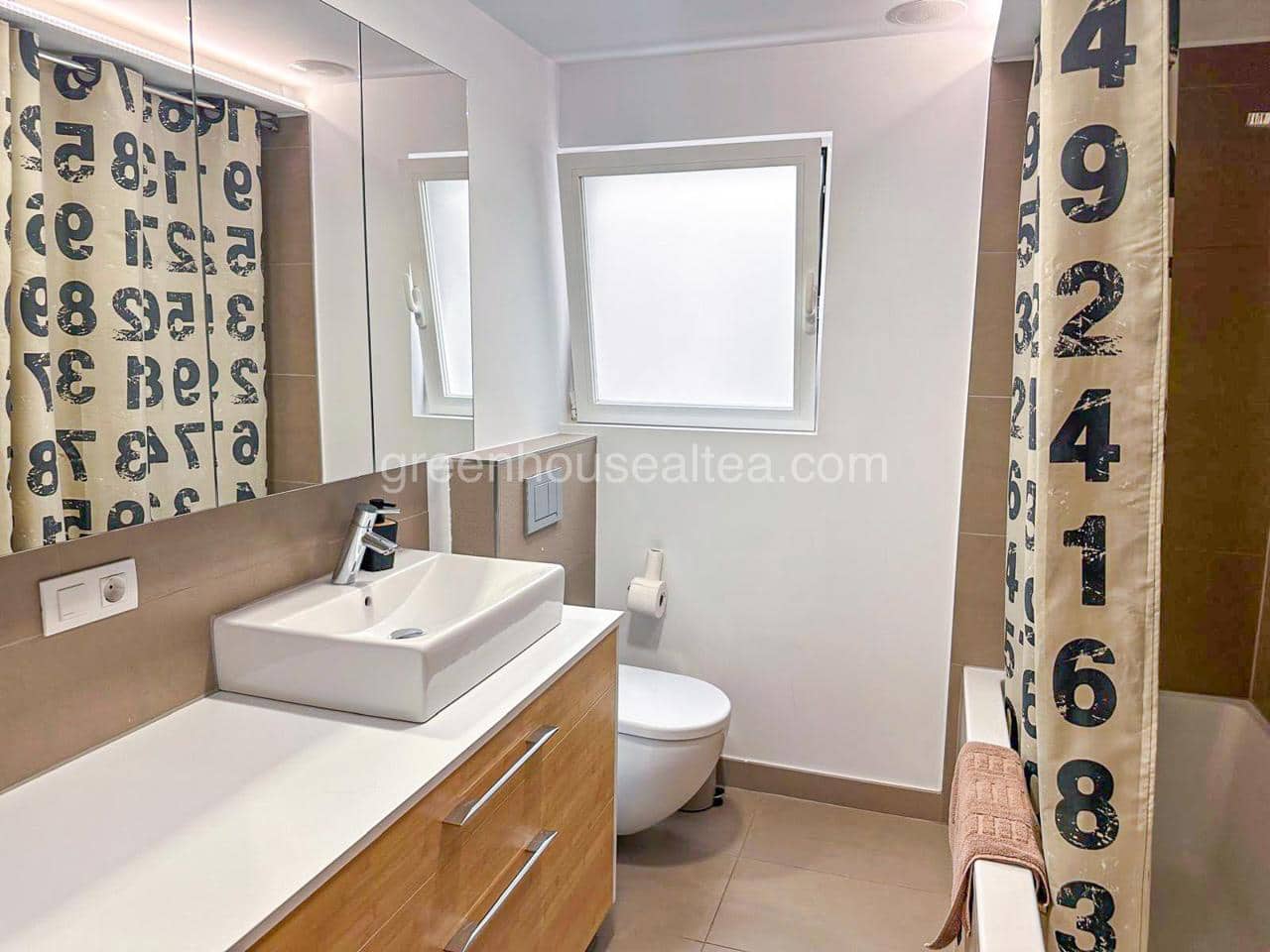 4 bedroom Flat for rent in Altea - € 1,400 (Ref: 9311898)