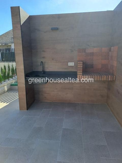 Chalet de 3 habitaciones en Polop en venta con piscina - 525.000 € (Ref: 9348639)