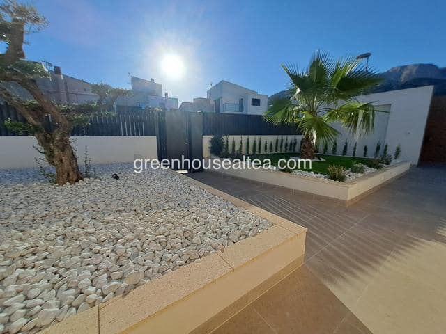 Chalet de 3 habitaciones en Polop en venta con piscina - 525.000 € (Ref: 9348639)