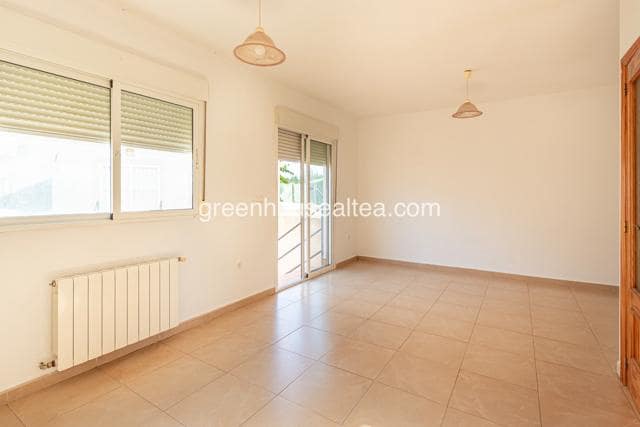 2 soveværelse Lejlighed til salg i Polop med swimmingpool garage - € 223.000 (Ref: 9363117)