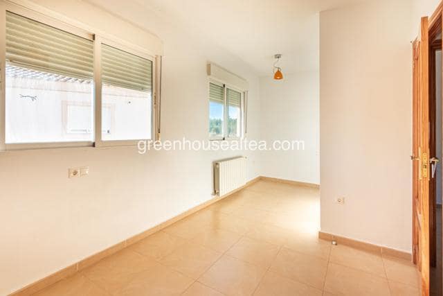 2 soveværelse Lejlighed til salg i Polop med swimmingpool garage - € 223.000 (Ref: 9363117)