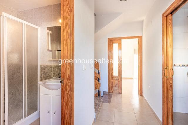 2 soveværelse Lejlighed til salg i Polop med swimmingpool garage - € 223.000 (Ref: 9363117)