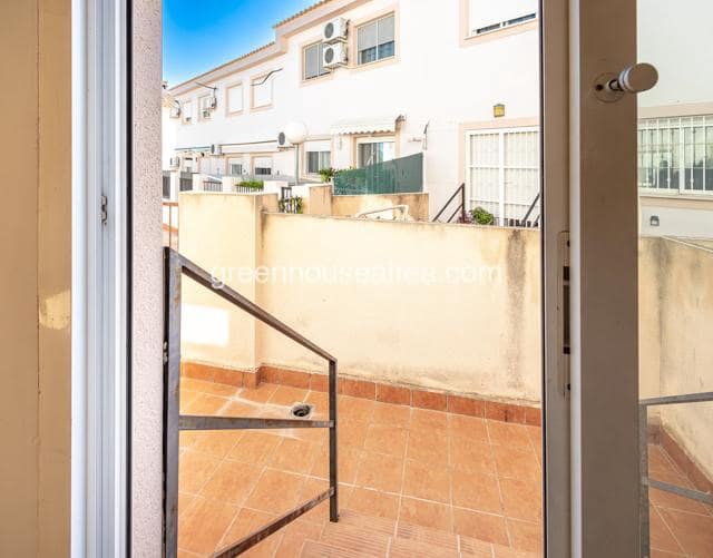 2 soveværelse Lejlighed til salg i Polop med swimmingpool garage - € 223.000 (Ref: 9363117)