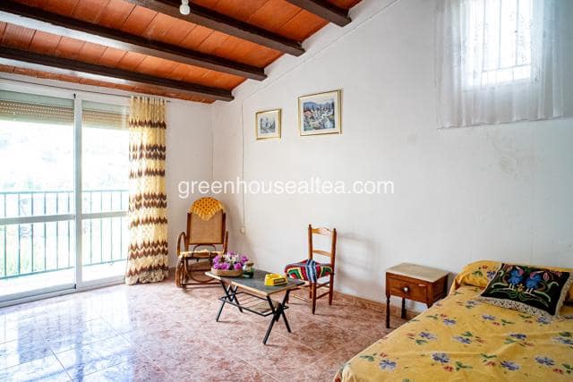 6 bedroom Villa for sale in Bolulla - € 139,000 (Ref: 9380139)