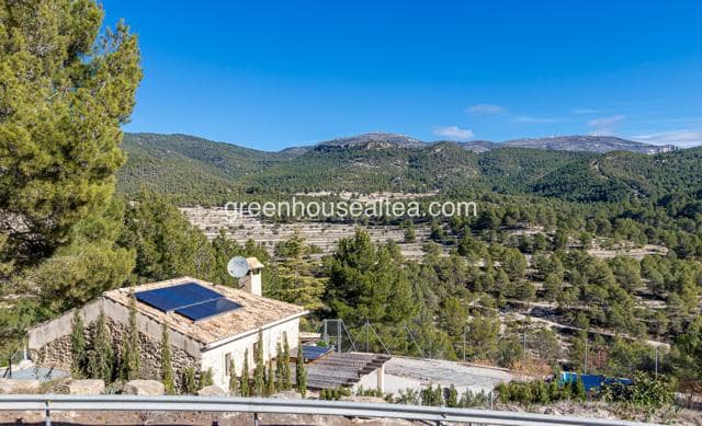 2 bedroom Finca/Country House for sale in Torremanzanas with pool garage - € 220,000 (Ref: 9397798)