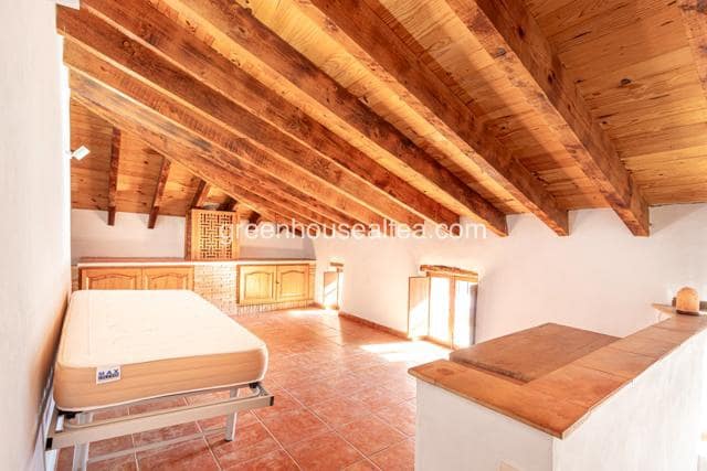 2 bedroom Finca/Country House for sale in Torremanzanas with pool garage - € 220,000 (Ref: 9397798)