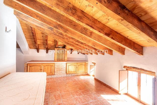 2 bedroom Finca/Country House for sale in Torremanzanas with pool garage - € 220,000 (Ref: 9397798)