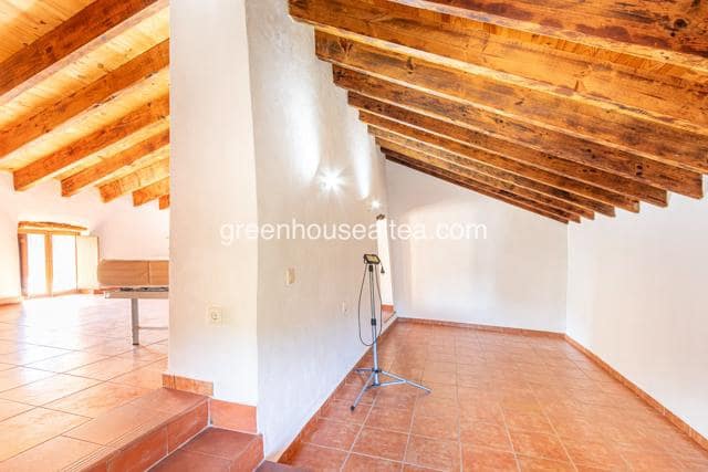 2 bedroom Finca/Country House for sale in Torremanzanas with pool garage - € 220,000 (Ref: 9397798)