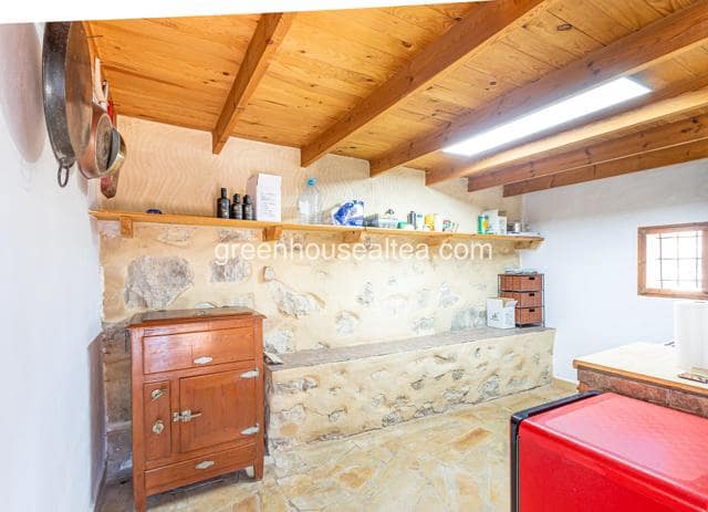 2 bedroom Finca/Country House for sale in Torremanzanas with pool garage - € 220,000 (Ref: 9397798)