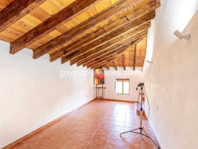 2 bedroom Finca/Country House for sale in Torremanzanas with pool garage - € 220,000 (Ref: 9397798)