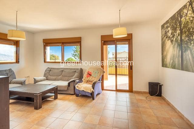3 bedroom Villa for sale in Polop with pool garage - € 390,000 (Ref: 9404534)