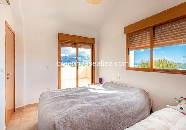 3 bedroom Villa for sale in Polop with pool garage - € 390,000 (Ref: 9404534)