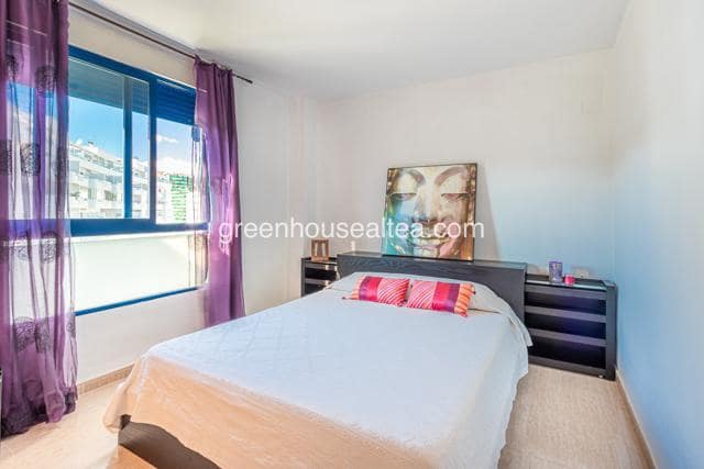 2 bedroom Flat for sale in La Villajoyosa / Vila Joiosa - € 390,000 (Ref: 9410186)