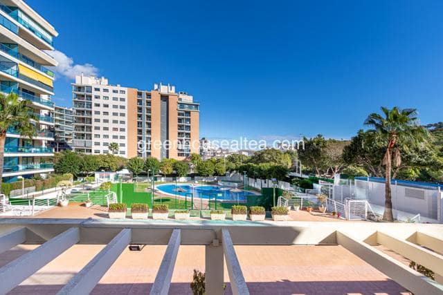 2 bedroom Flat for sale in La Villajoyosa / Vila Joiosa - € 390,000 (Ref: 9410186)