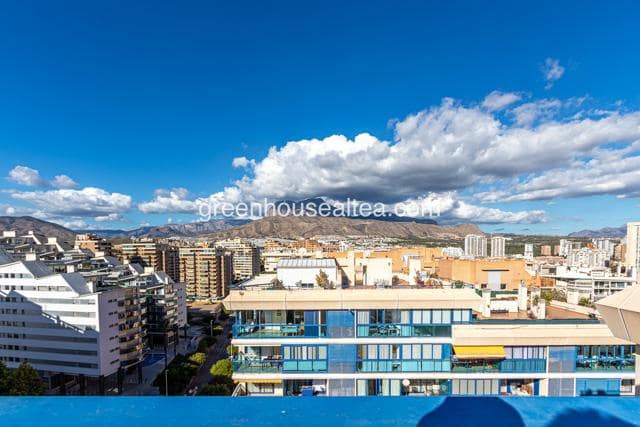2 bedroom Flat for sale in La Villajoyosa / Vila Joiosa - € 390,000 (Ref: 9410186)