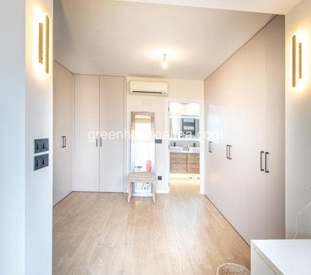 3 makuuhuone Huvila myytävänä paikassa Polop - 399 000 € (Ref: 9464839)