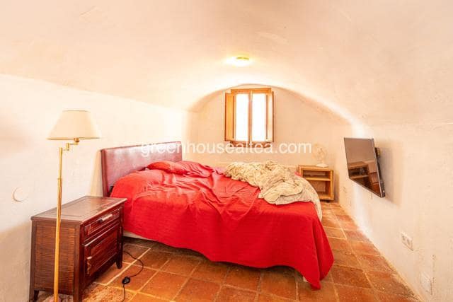 Chalet de 5 habitaciones en Polop en venta - 399.000 € (Ref: 9541939)