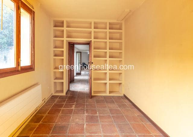 Chalet de 5 habitaciones en Polop en venta - 399.000 € (Ref: 9541939)