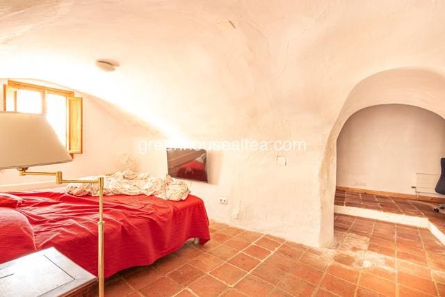 Chalet de 5 habitaciones en Polop en venta - 399.000 € (Ref: 9541939)